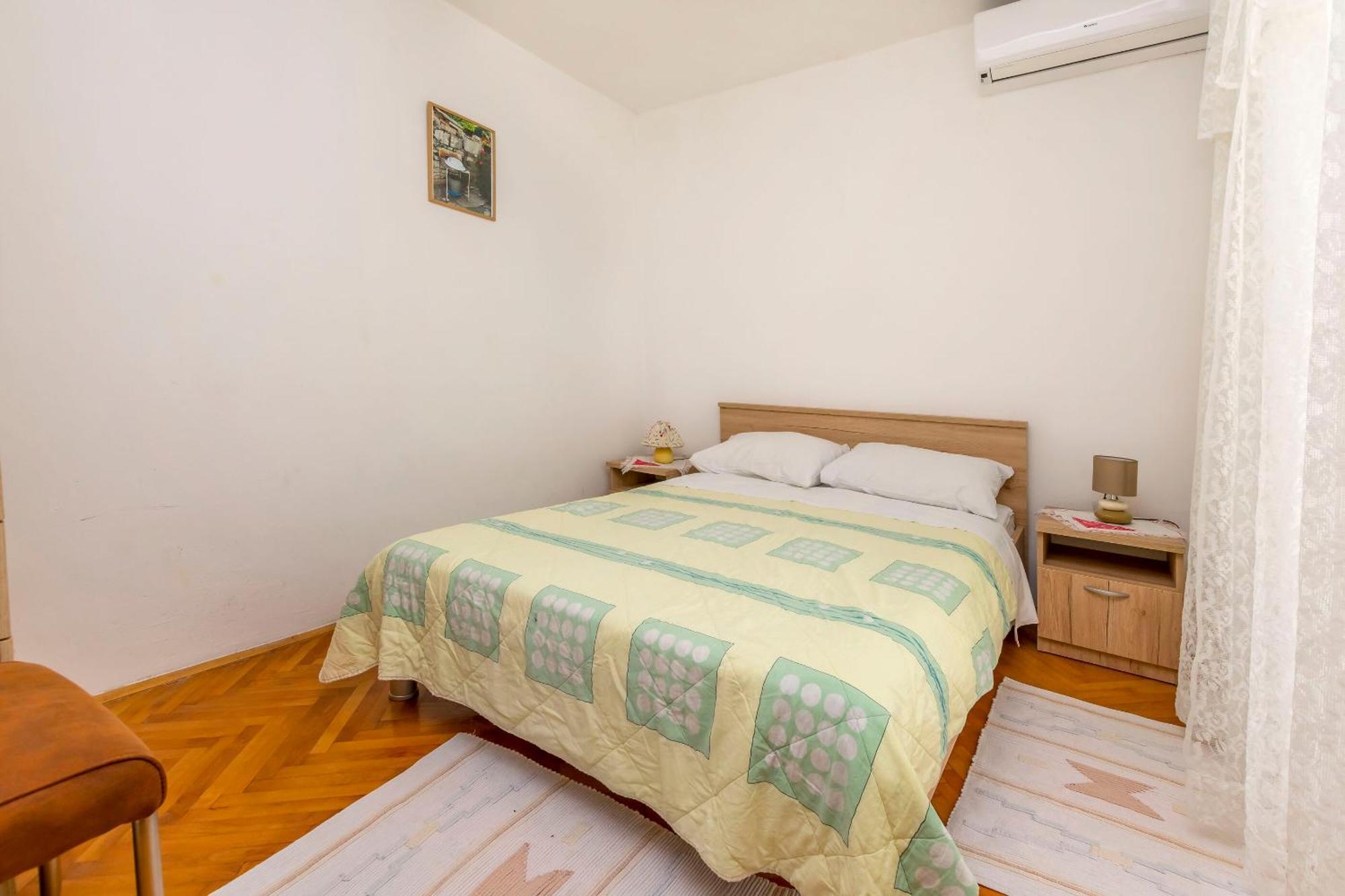 Apartment Jelena พรีมอชเตน ภายนอก รูปภาพ